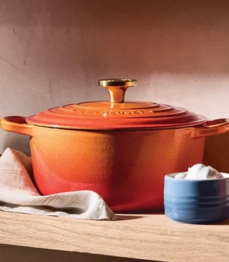 Signature Round Dutch Oven with Crucible Knob